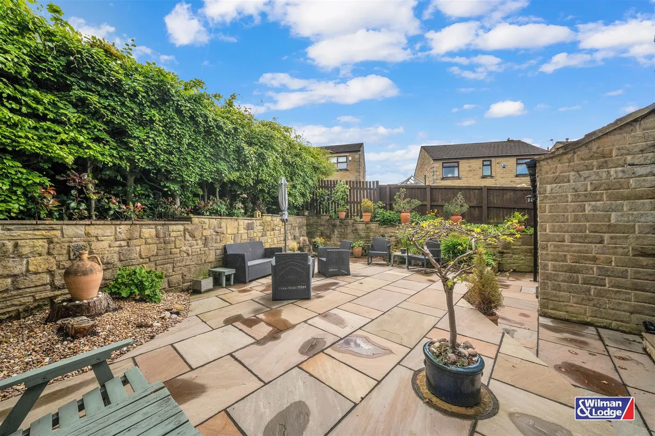 The Mallards, Silsden, BD20 0NT, photo 36