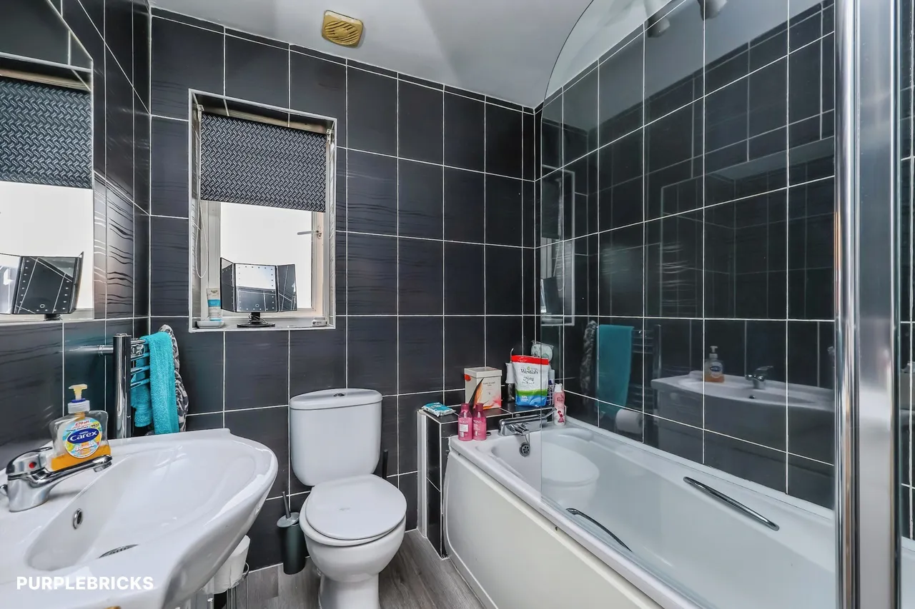 Edmonstone Crescent, Nottingham, NG5, photo 14