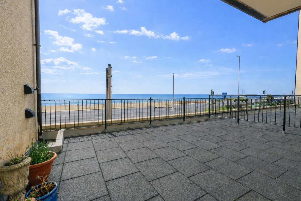 1 bed flat for sale, Denmark Place, Hastings