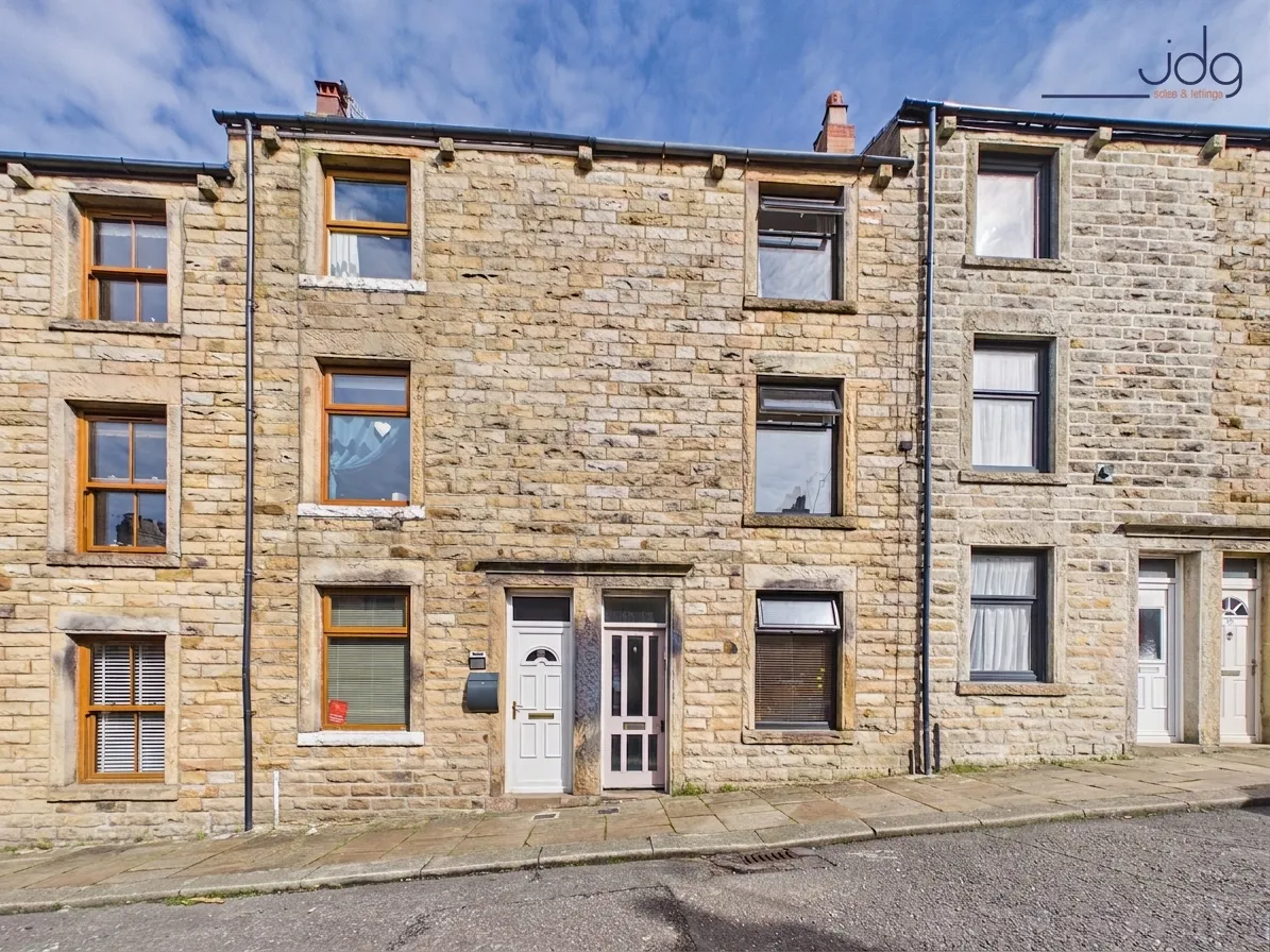 2 bed house for sale, Vincent Street, Lancaster, LA1