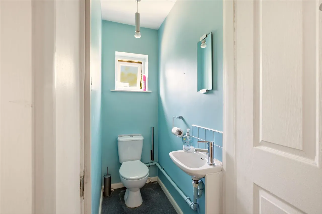 Rosemead Drive, Oadby, photo 11