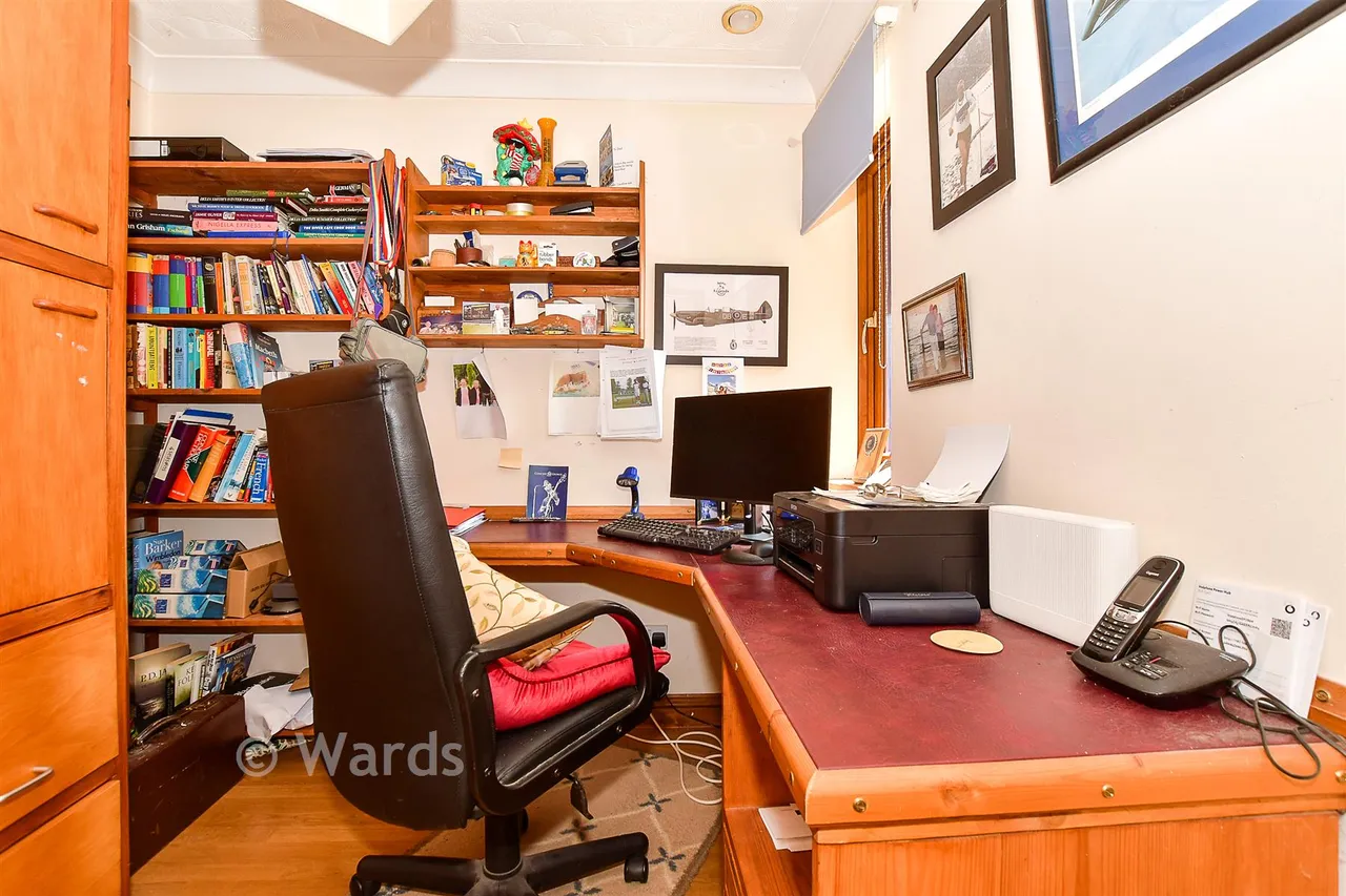Ashford Road, High Halden, TN26, photo 15