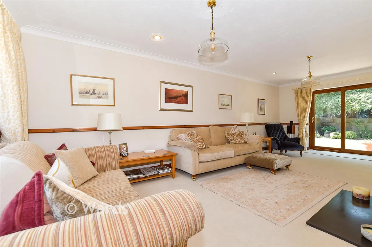 Ashford Road, High Halden, TN26, photo 5