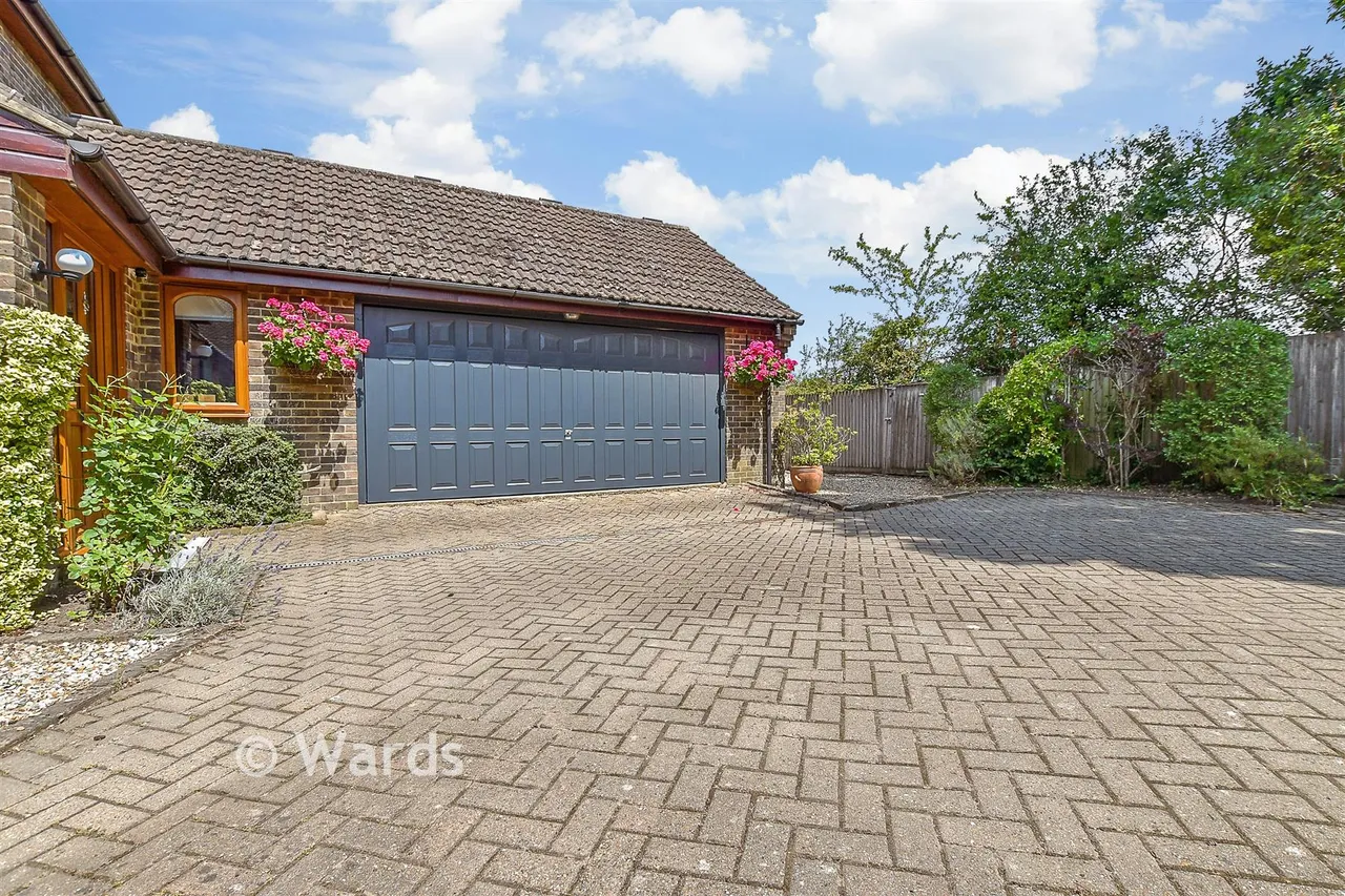 Ashford Road, High Halden, TN26, photo 16