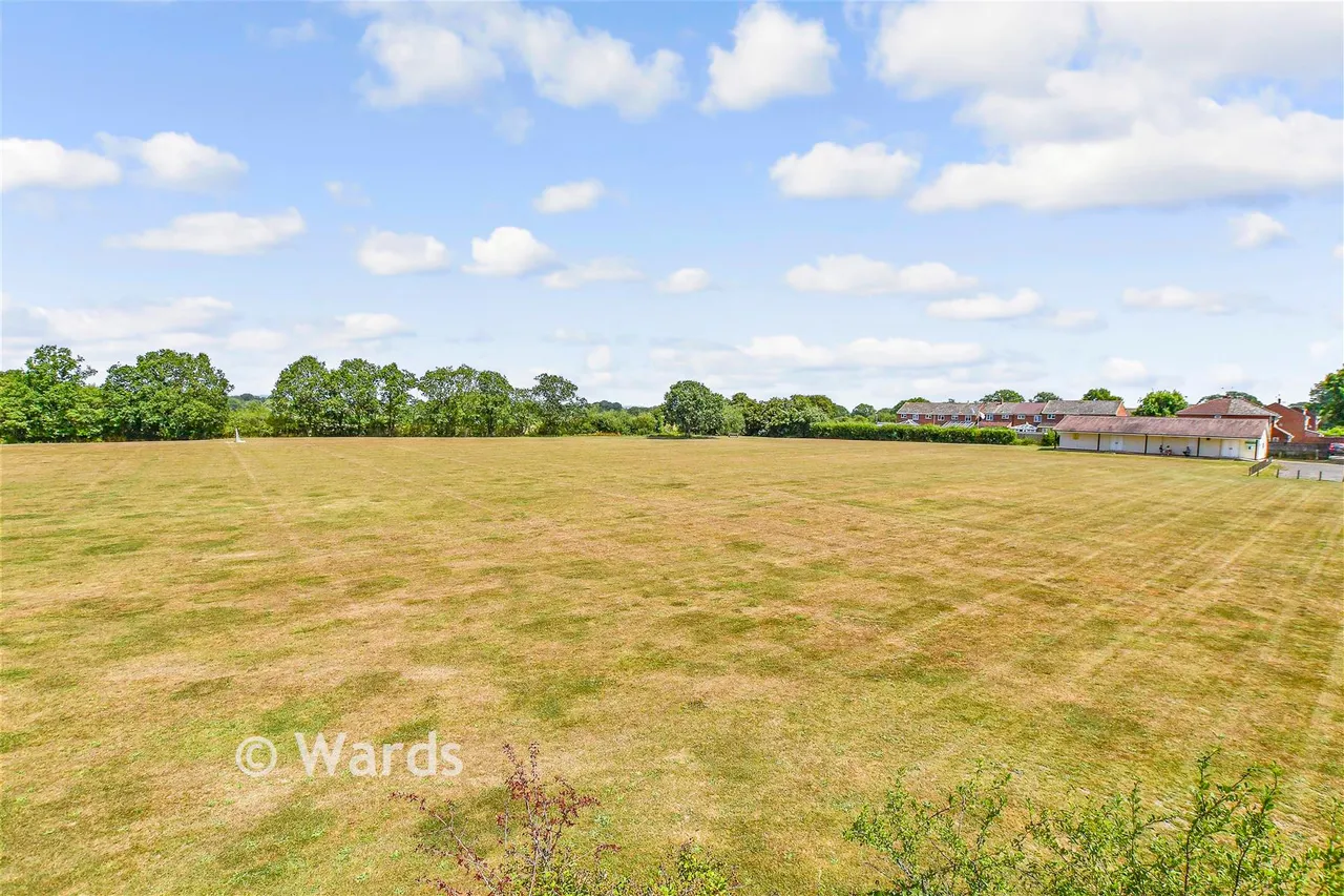 Ashford Road, High Halden, TN26, photo 17