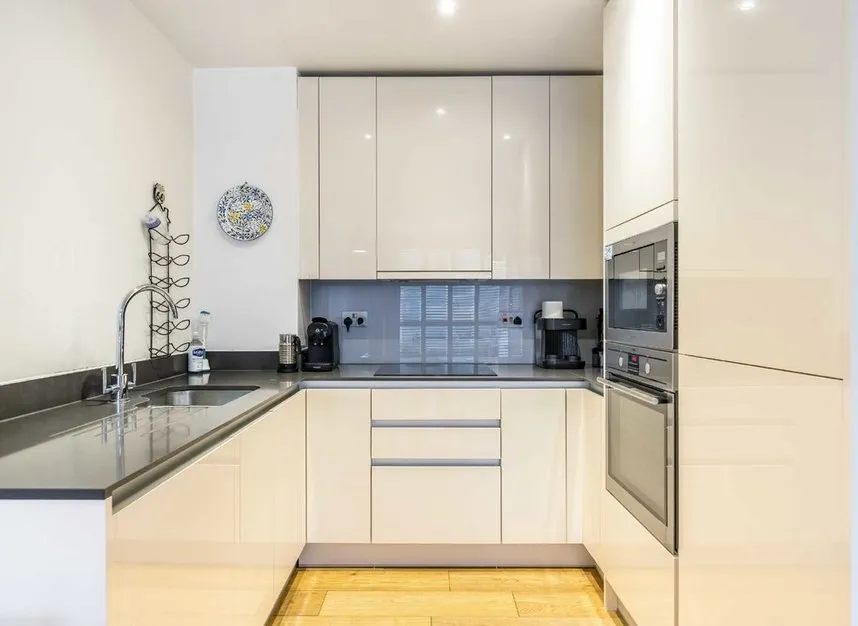 Durham Wharf Drive, Brentford, TW8, photo 4