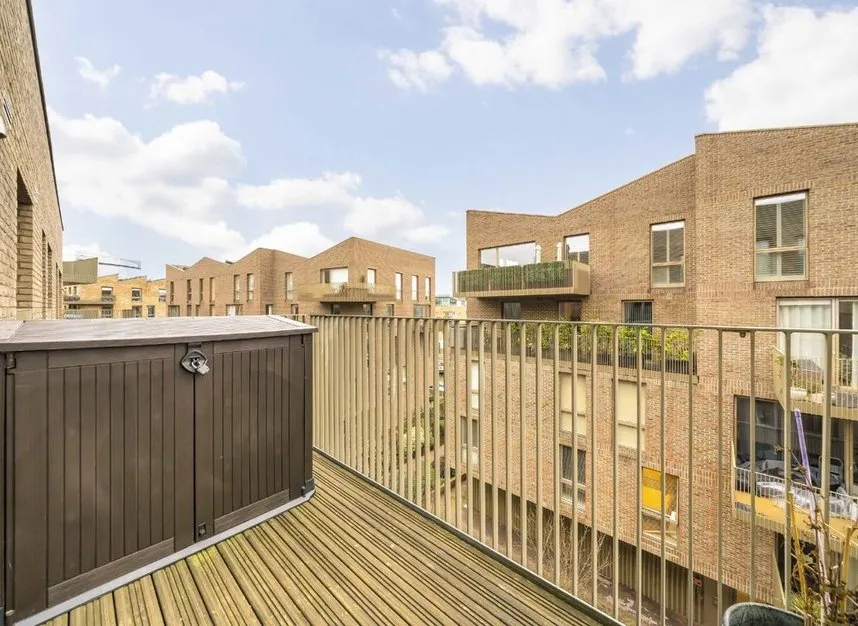 Durham Wharf Drive, Brentford, TW8, photo 6
