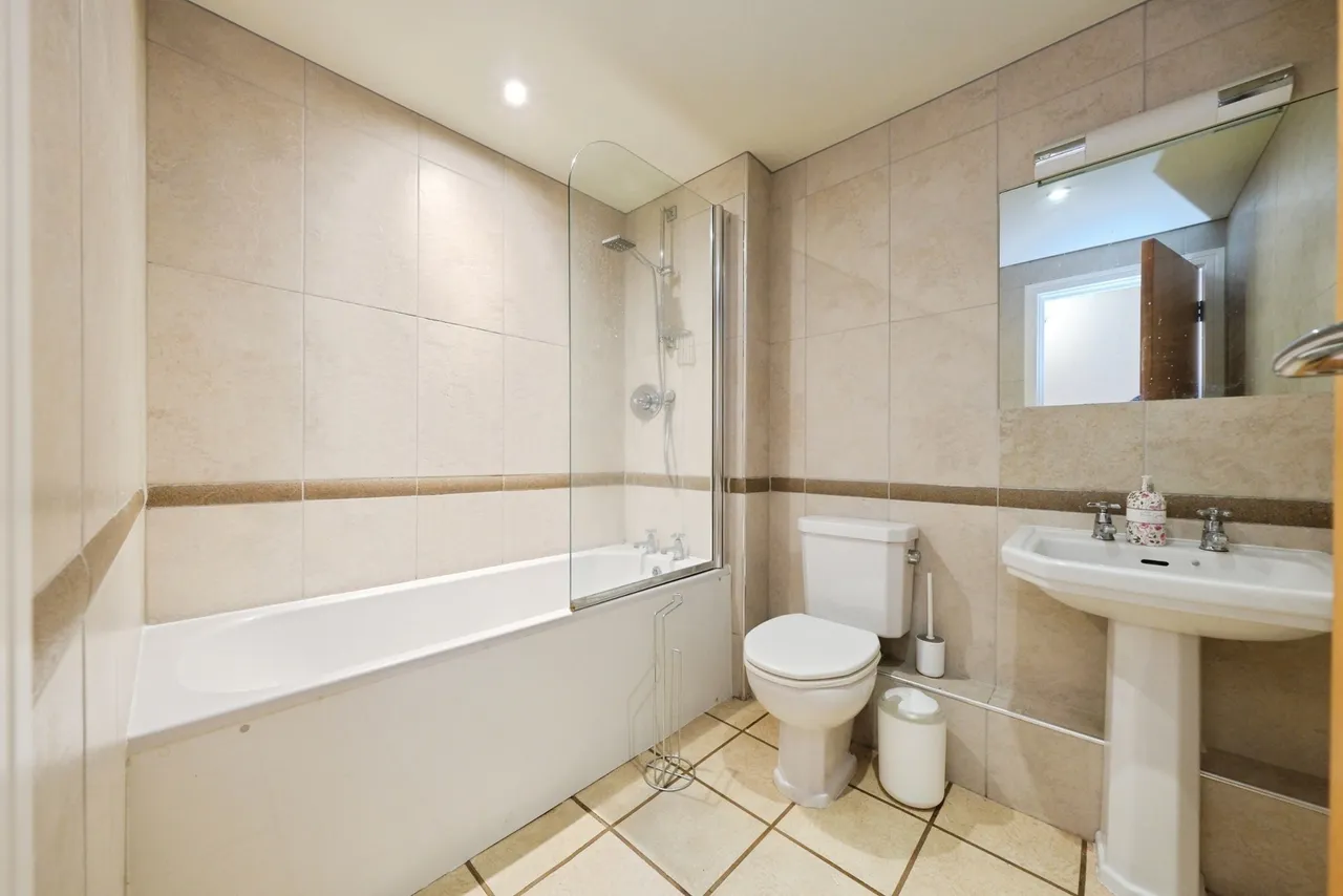 Standard Hill, Nottingham, NG1, photo 12
