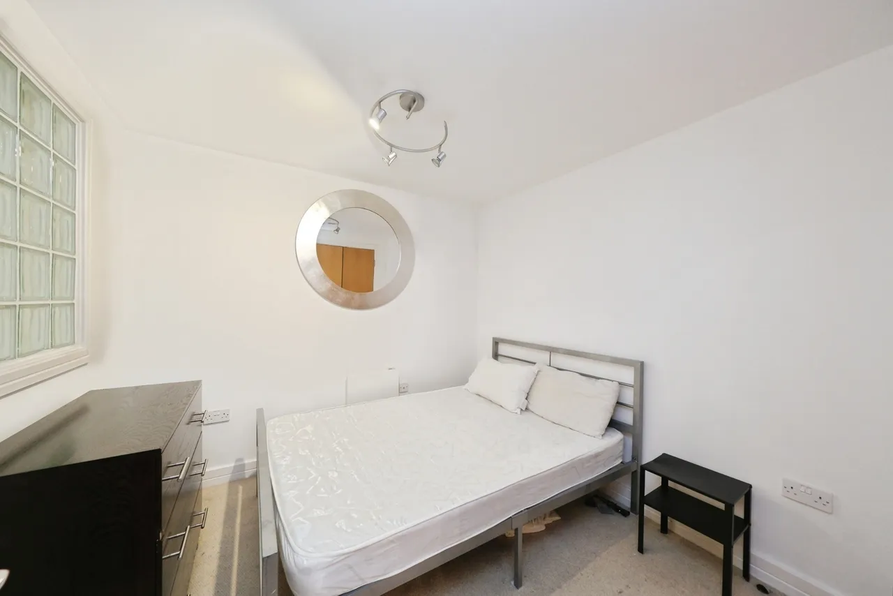 Standard Hill, Nottingham, NG1, photo 15