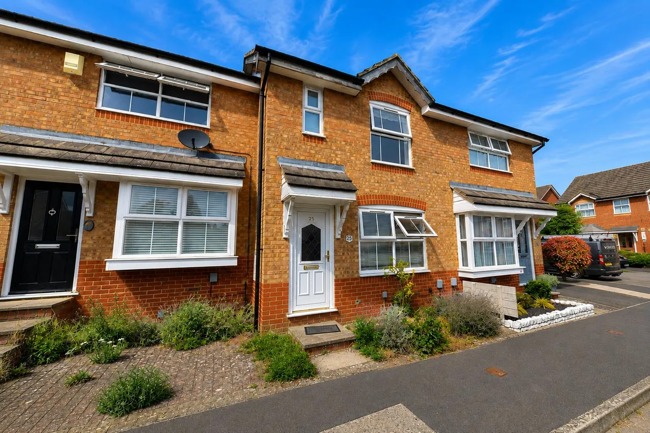 2 bed house for sale — Wetherby Close, Stevenage, SG1 5RX