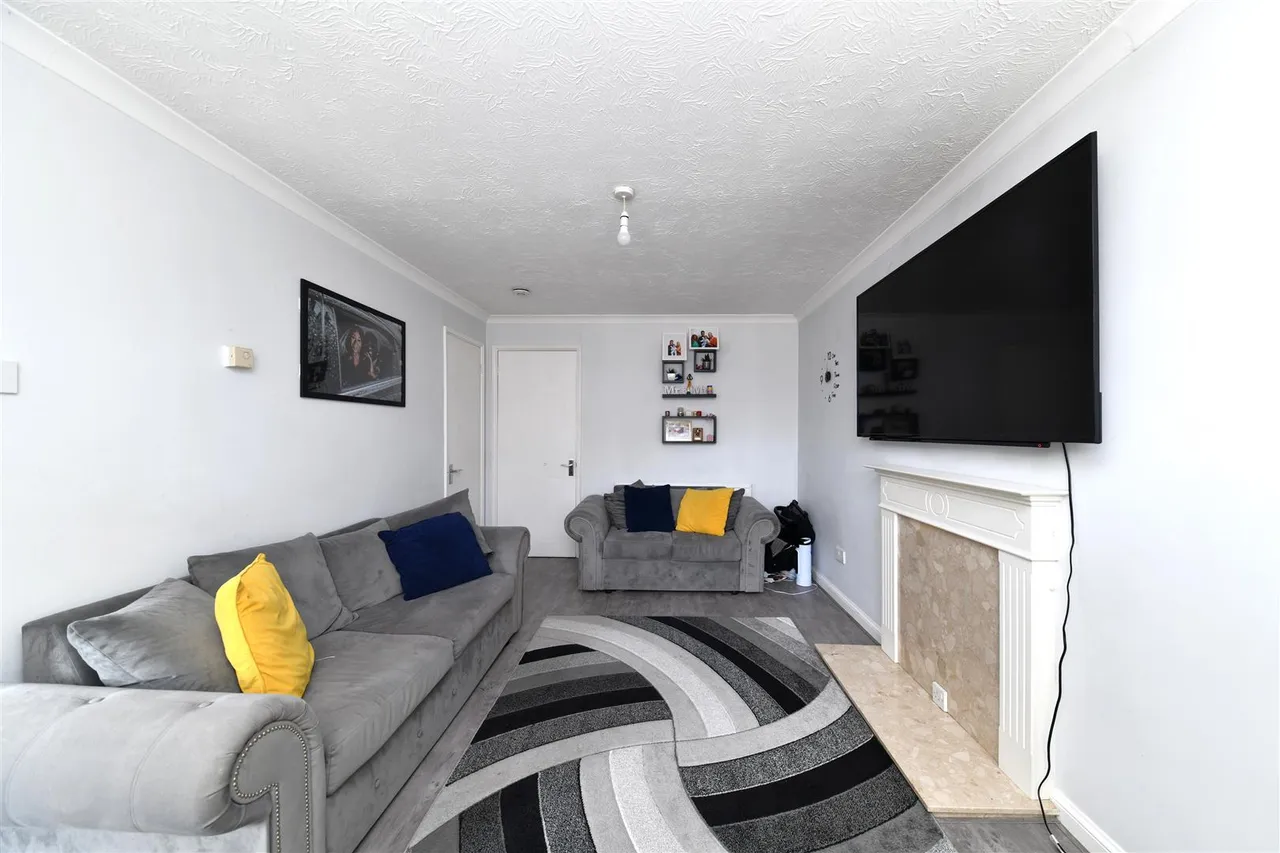 Wetherby Close, Stevenage, SG1 5RX, photo 11