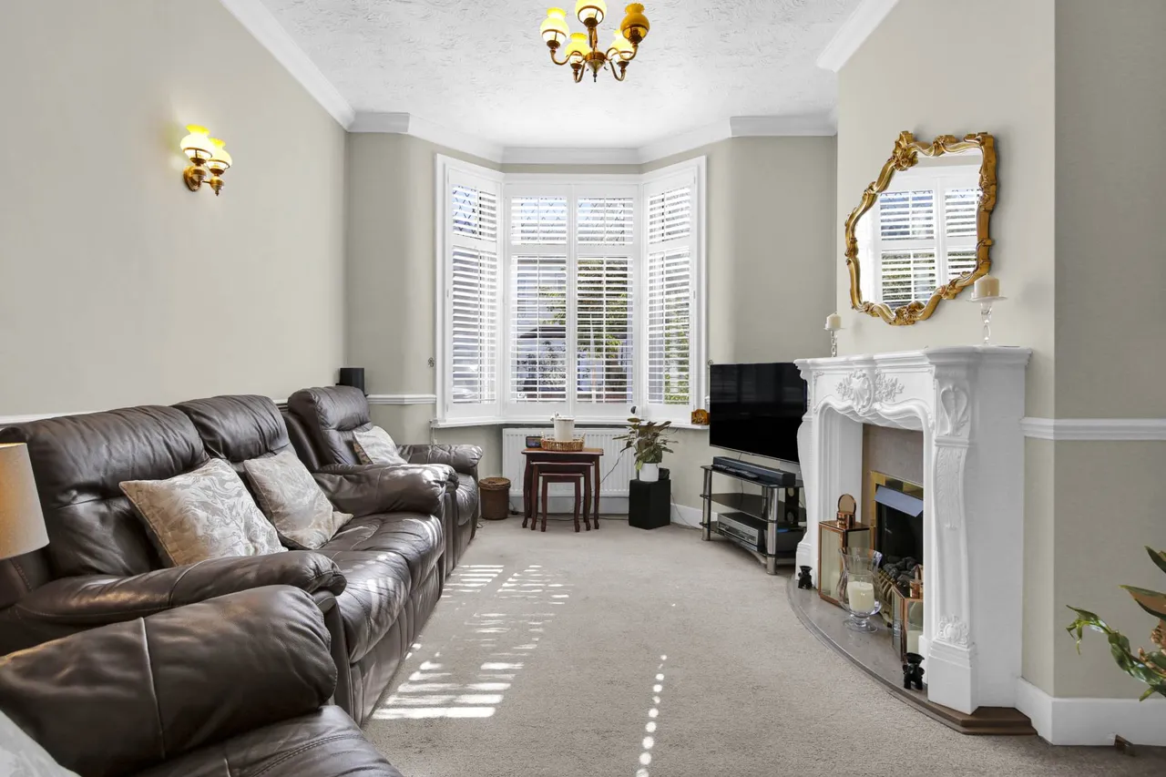 Belmont Park Road, London, E10, photo 2