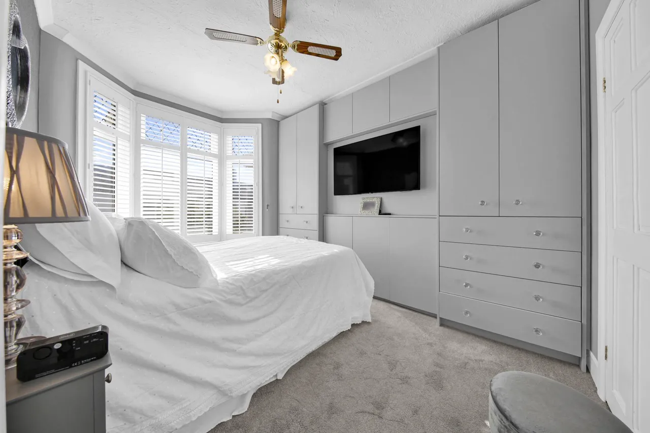 Belmont Park Road, London, E10, photo 12