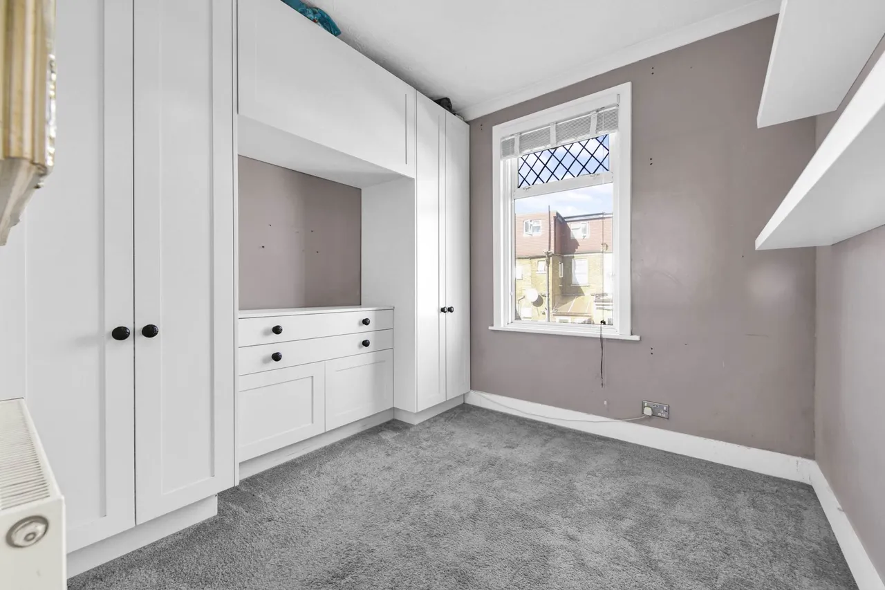 Belmont Park Road, London, E10, photo 13