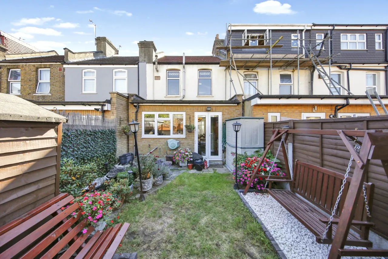 Belmont Park Road, London, E10, photo 18