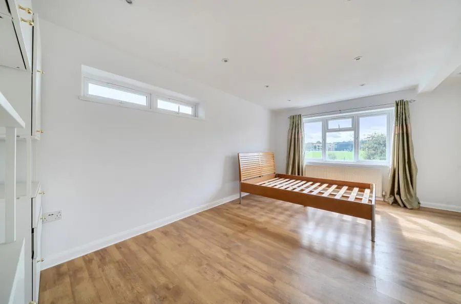 Longmead, Windsor, SL4, photo 6