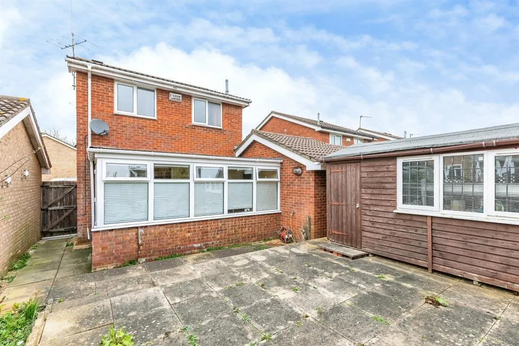 Tyne Close, Wellingborough, NN8, photo 15