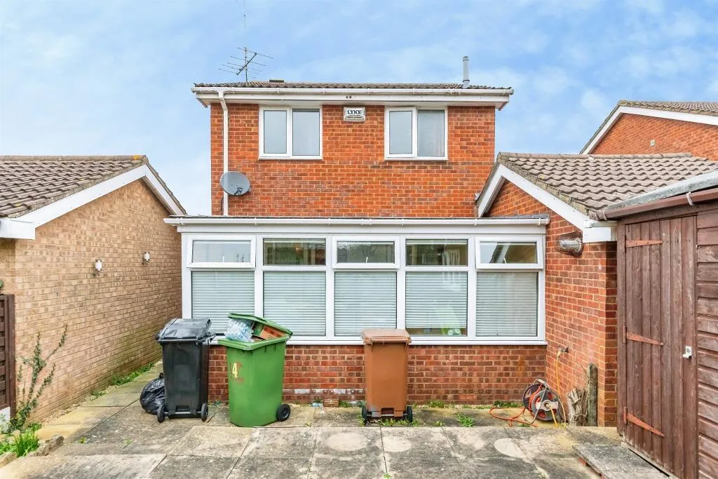 Tyne Close, Wellingborough, NN8, photo 14