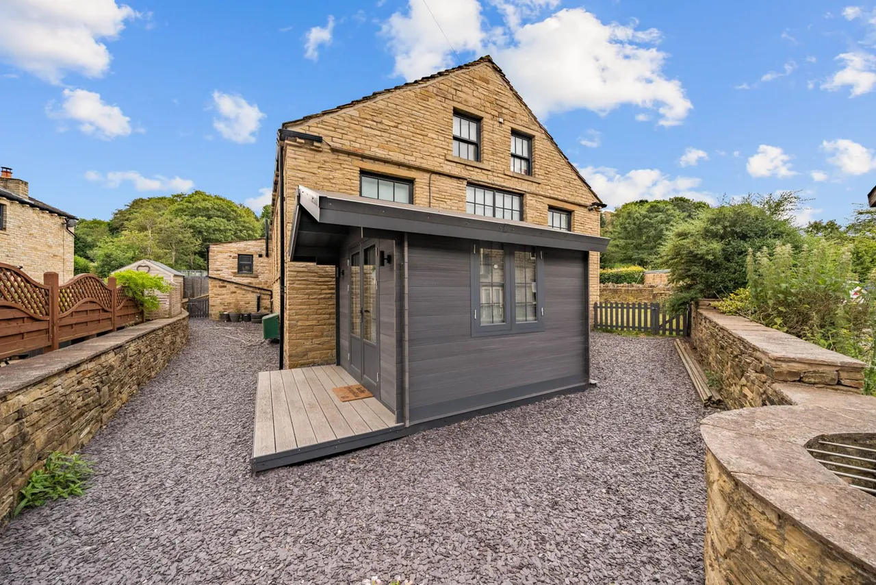 Bowling Alley, Rastrick, HD6, photo 43