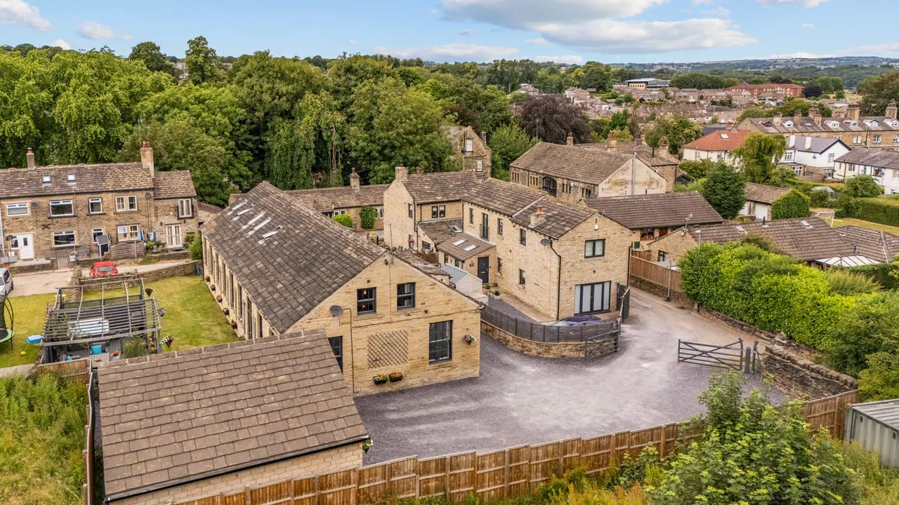 Bowling Alley, Rastrick, HD6, photo 48