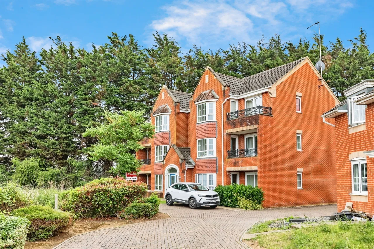 Abbots Way, Kettering, NN15, photo 2