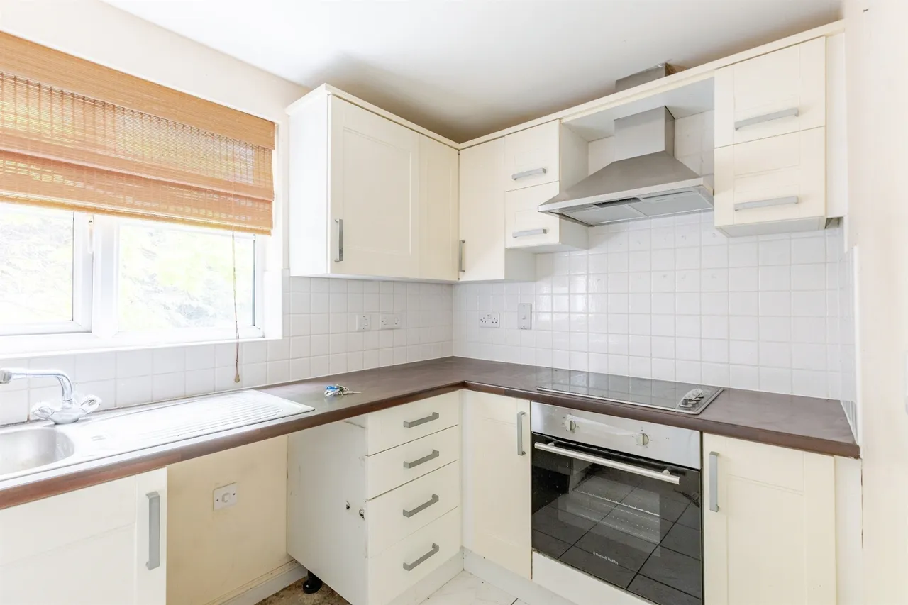Abbots Way, Kettering, NN15, photo 3