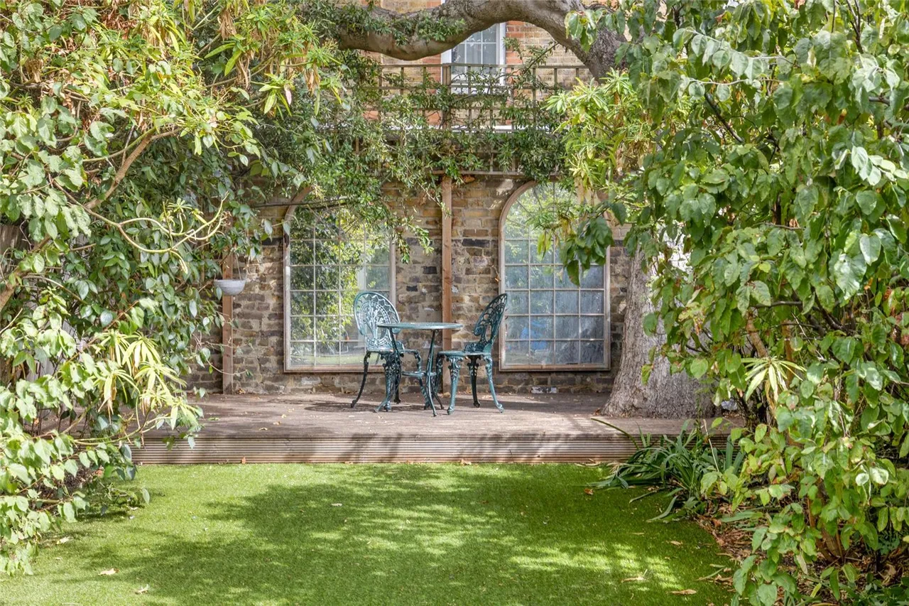 Cleaver Square, London, SE11, photo 9