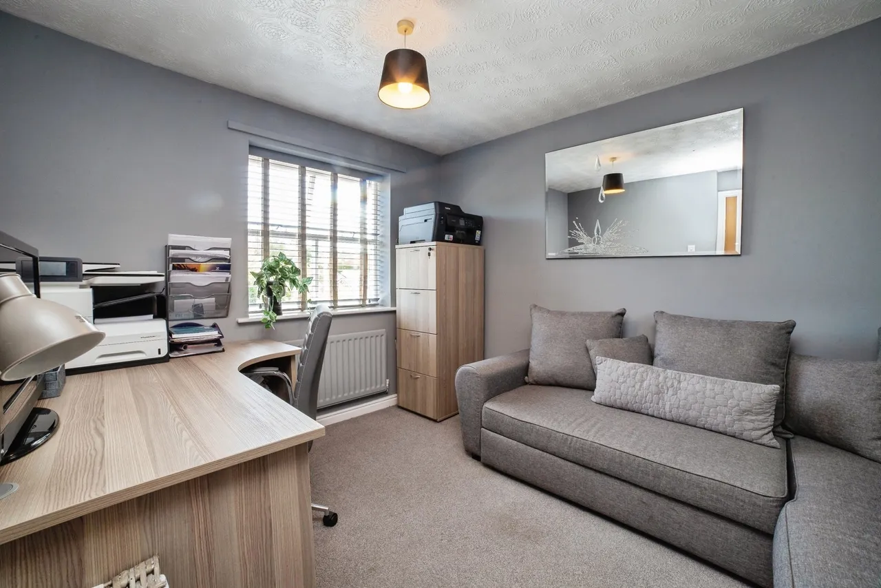 Racecourse Road, Mansfield, Nottinghamshire, NG18, photo 37