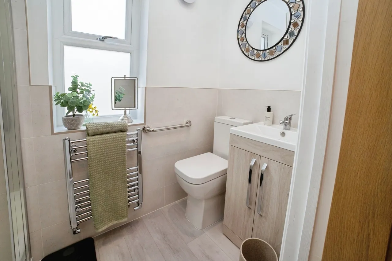 Racecourse Road, Mansfield, Nottinghamshire, NG18, photo 9