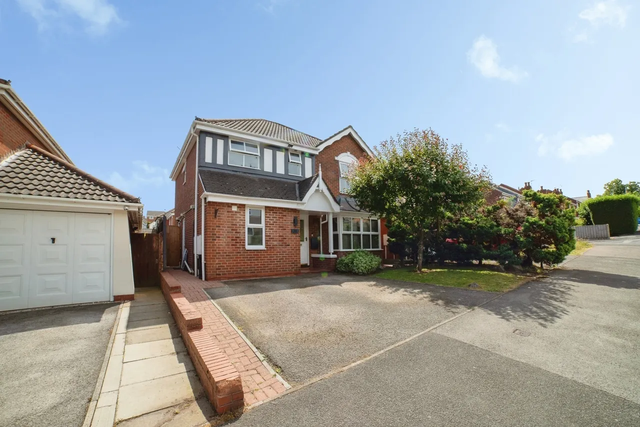 5 bed house for sale — Racecourse Road, Mansfield, Nottinghamshire, NG18
