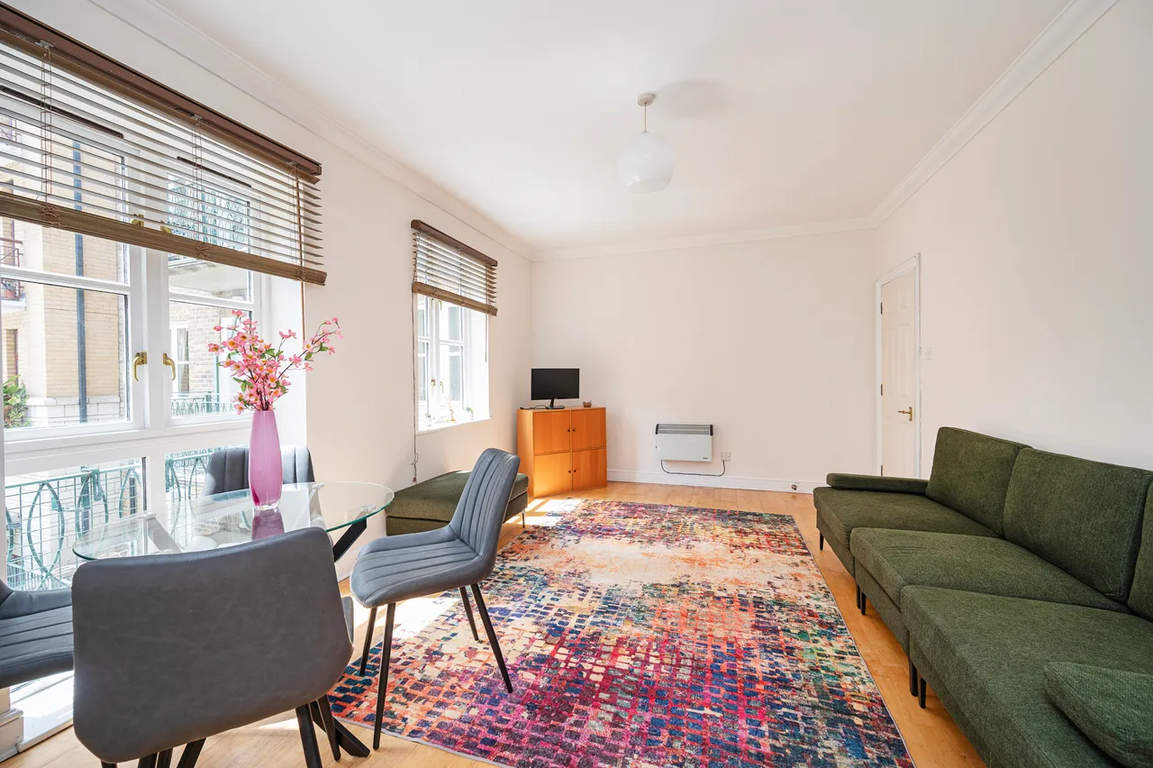Flat 3, 28 Folgate Street, London, photo 3