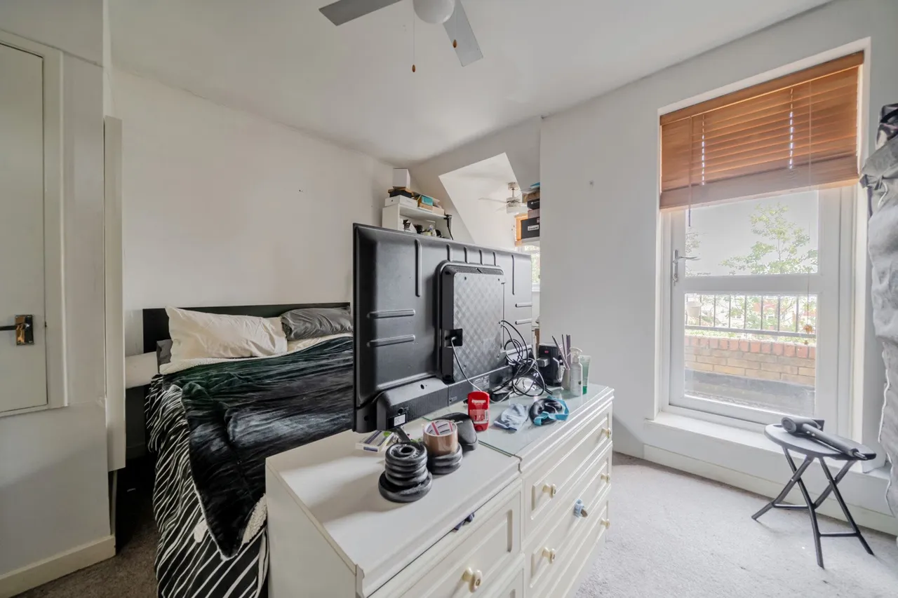 Amblecote Meadows, SE12, photo 4