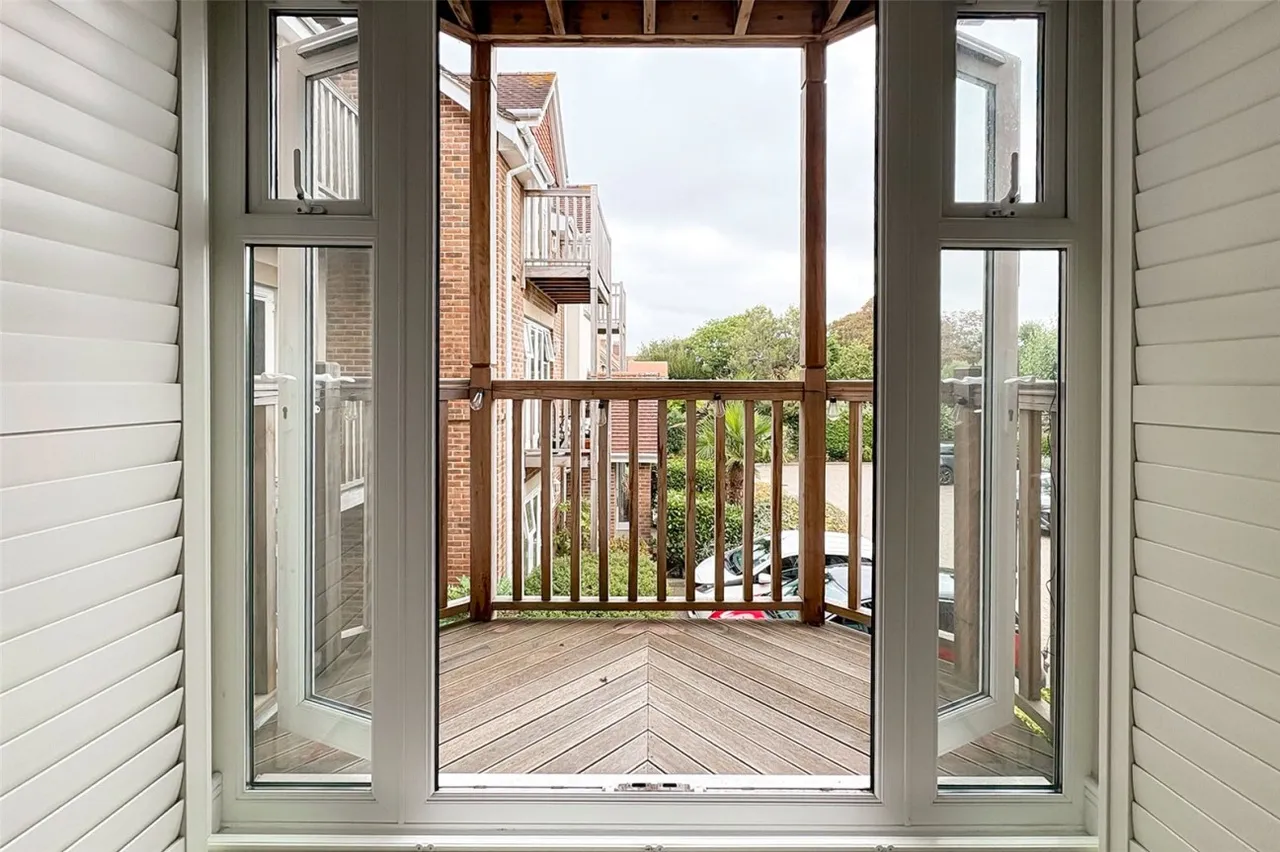 East Preston, Littlehampton, BN16, photo 6