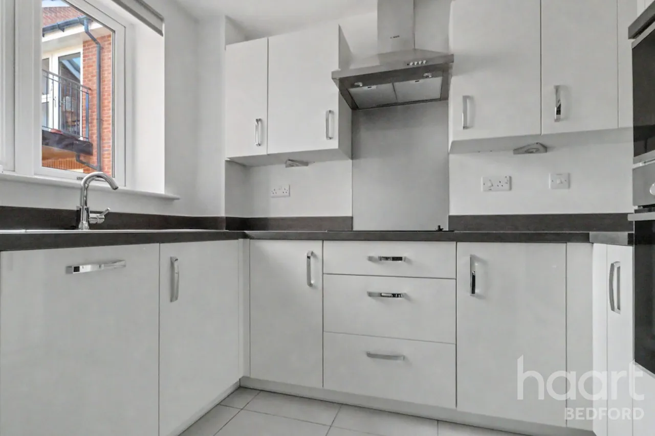 High View, Bedford, MK41, photo 9