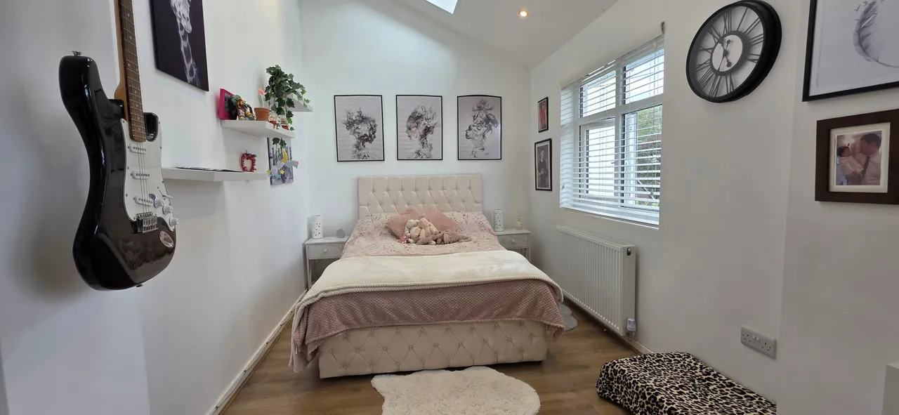 Ridge Crescent, Marple, SK6, photo 7