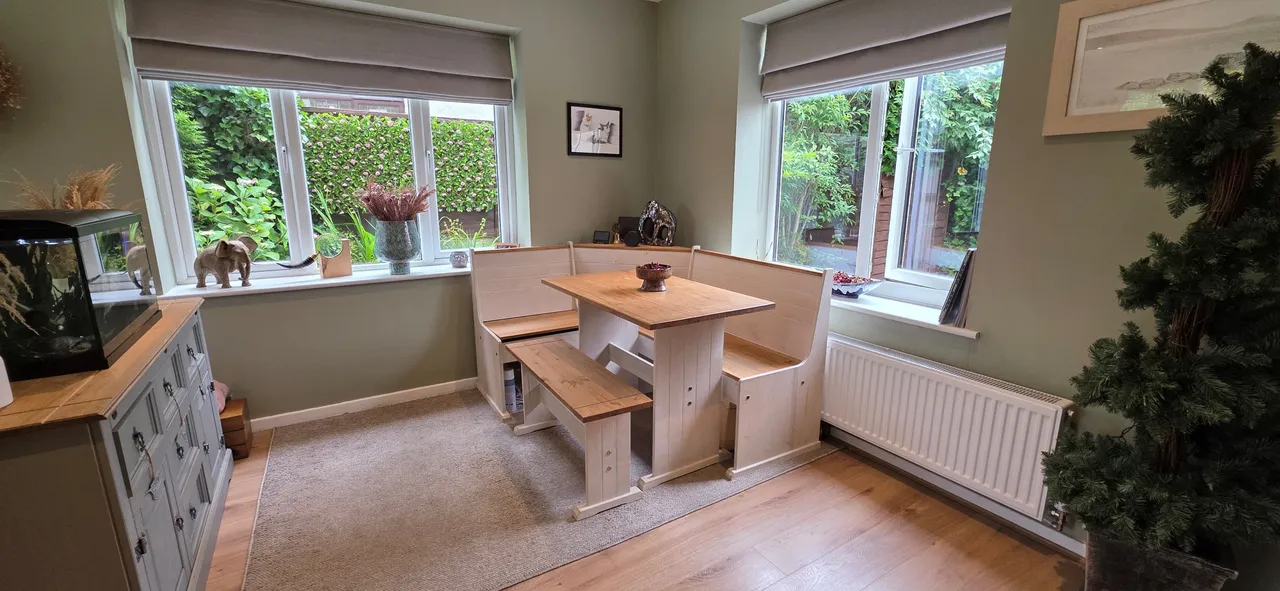 Ridge Crescent, Marple, SK6, photo 3