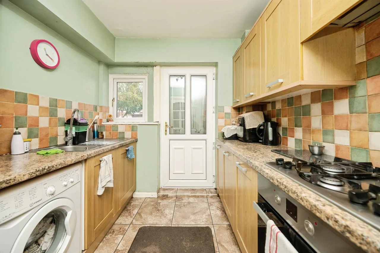 Pedmore Walk, Oldbury, B69, photo 3