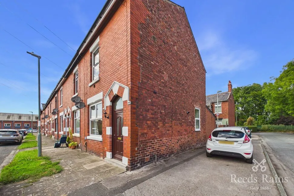 2 bed house for sale, Oxford Road, Bamber Bridge, PR5