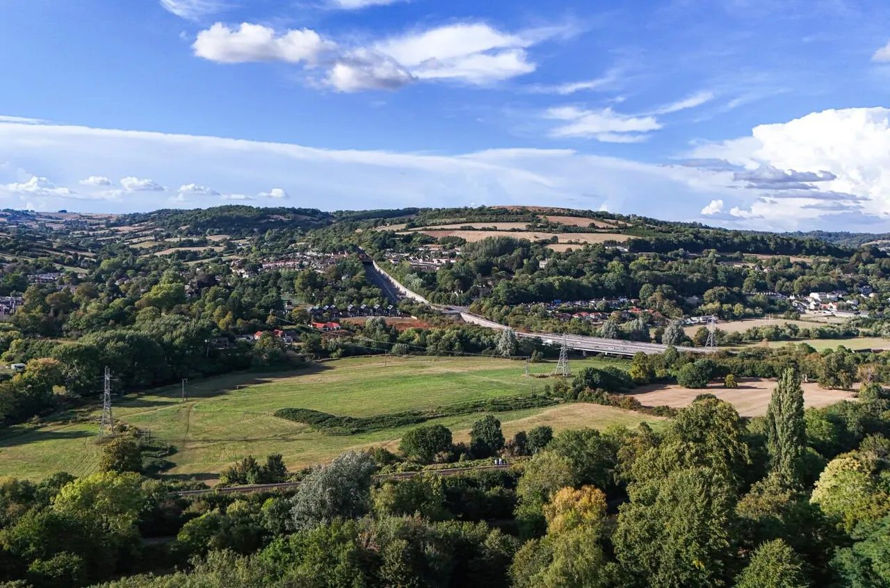 St. Georges Hill, Bathampton, BA2, photo 8