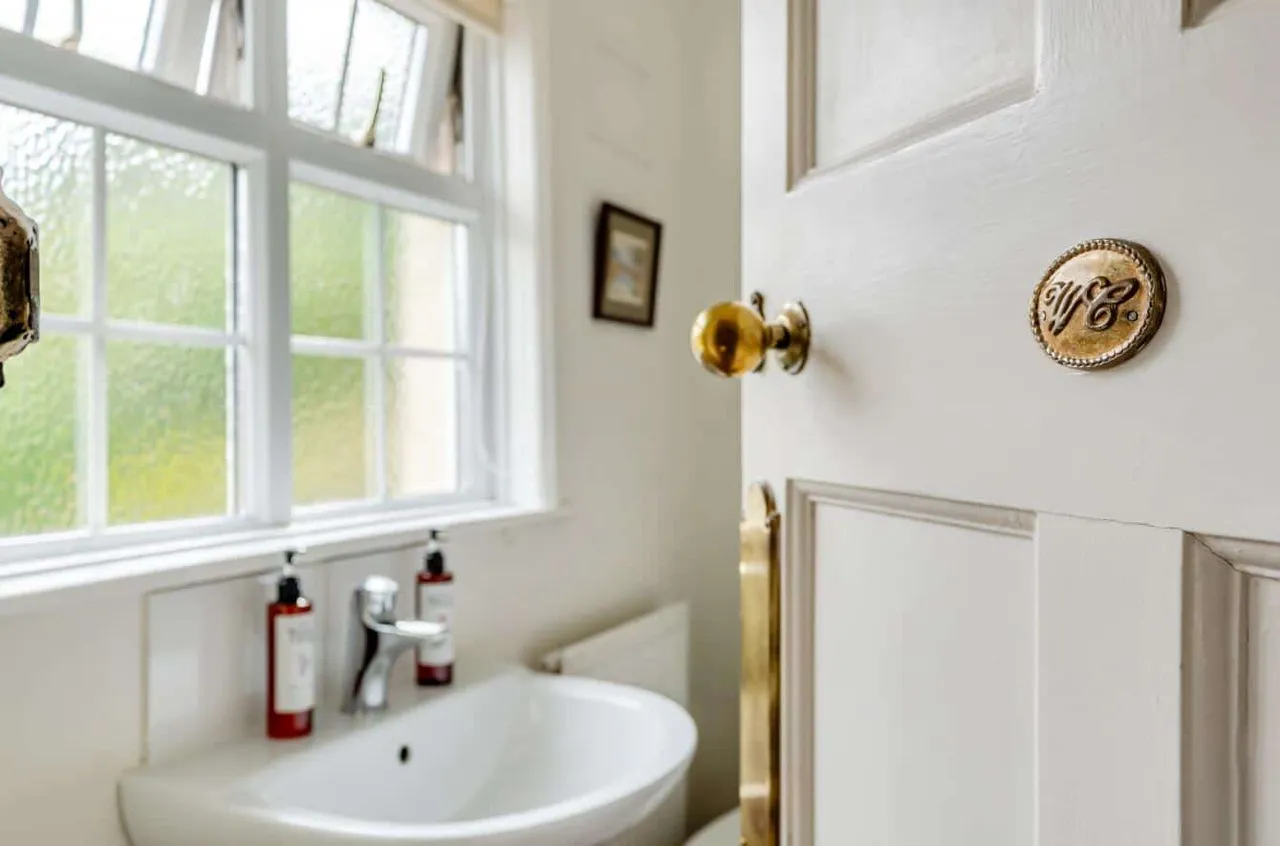 St. Georges Hill, Bathampton, BA2, photo 28