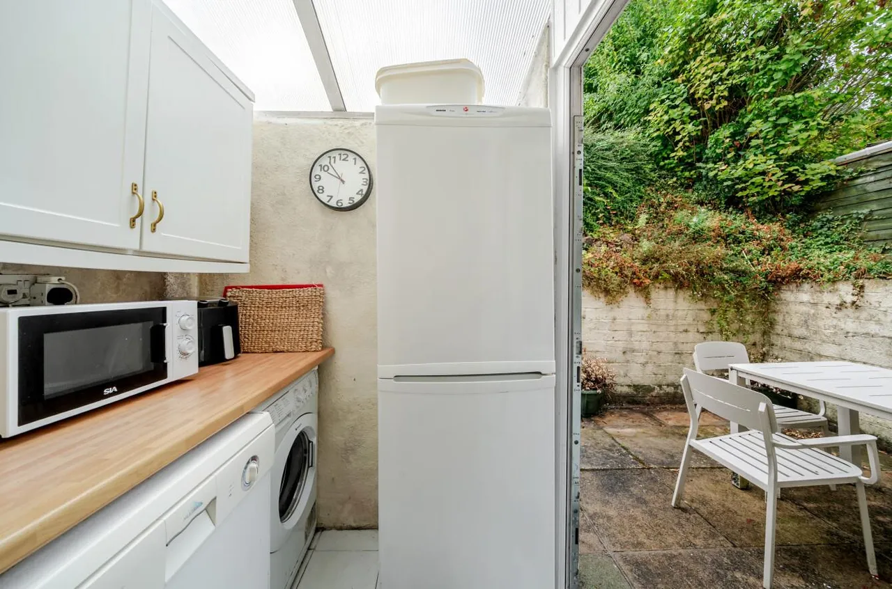 St. Georges Hill, Bathampton, BA2, photo 18