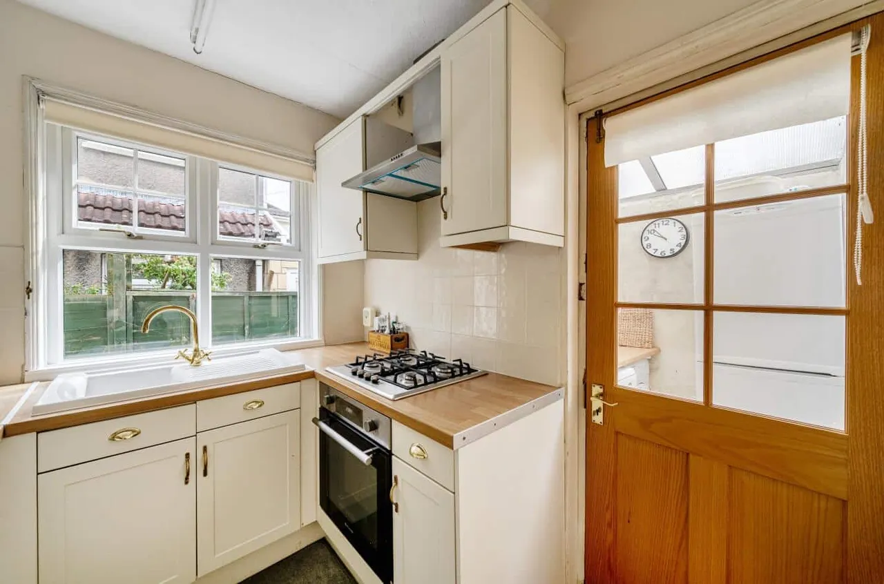 St. Georges Hill, Bathampton, BA2, photo 17