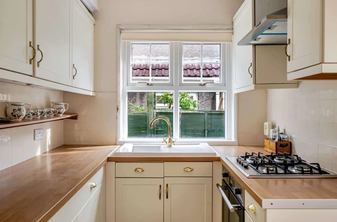St. Georges Hill, Bathampton, BA2, photo 16