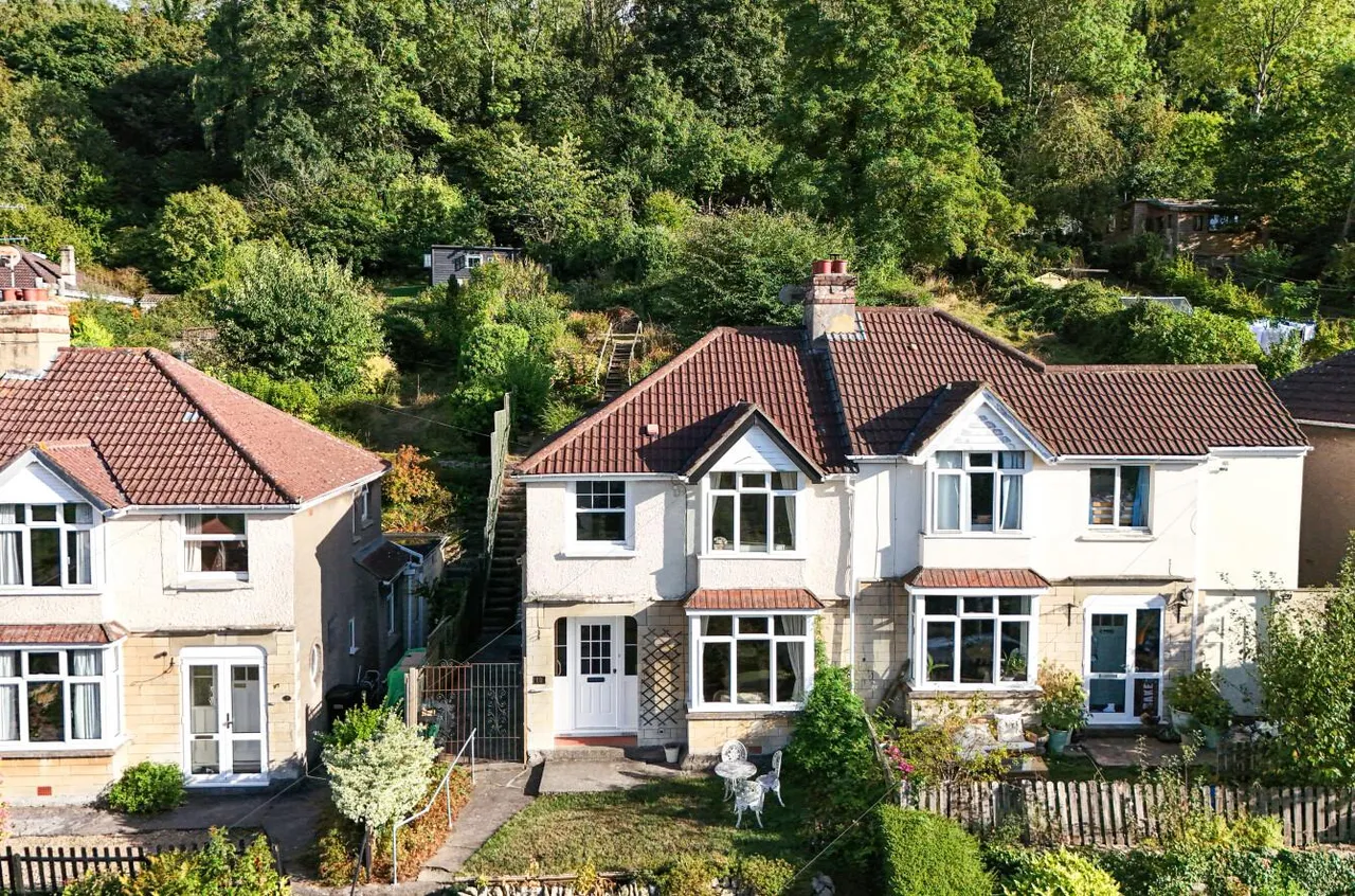 St. Georges Hill, Bathampton, BA2, photo 32