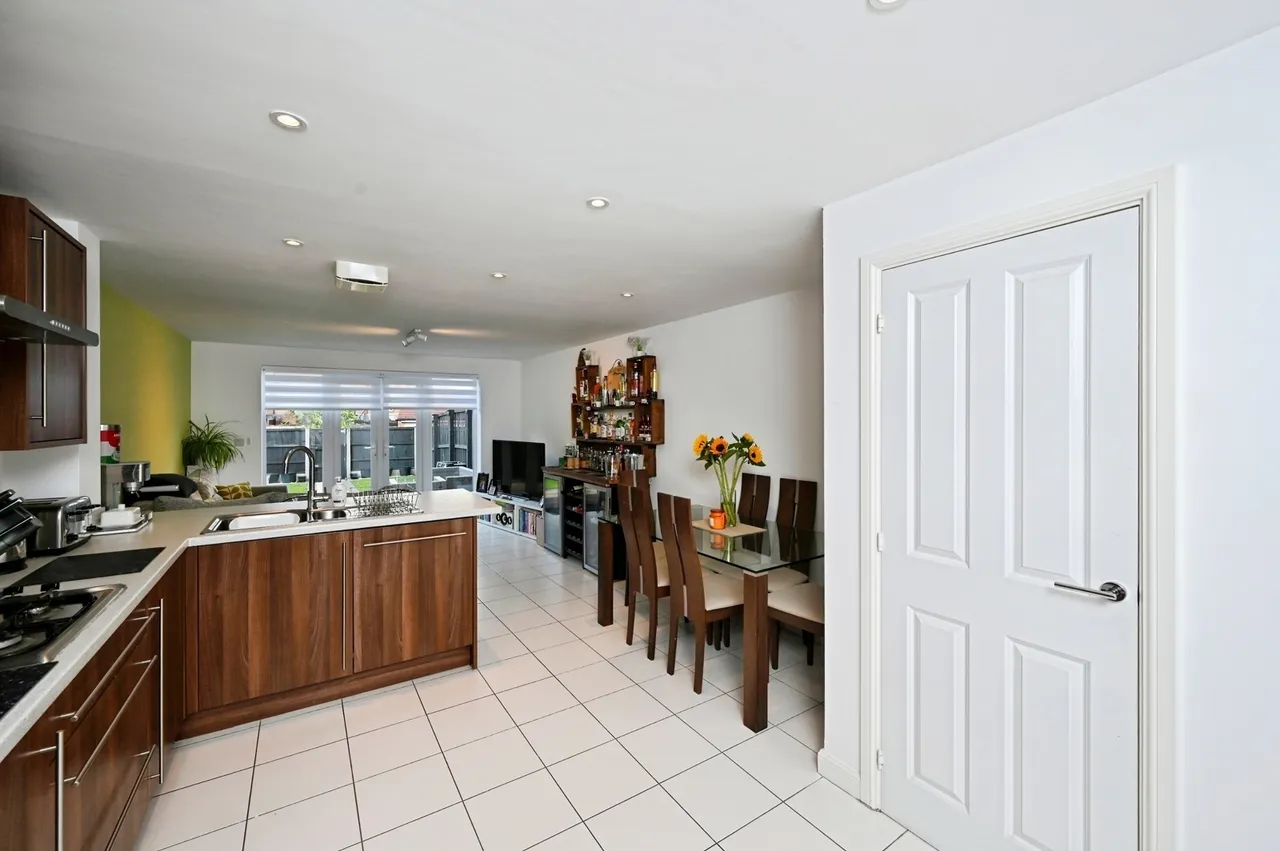 Amarella Lane, Kirkby-in-Ashfield, Nottingham, Nottinghamshire, NG17, photo 6