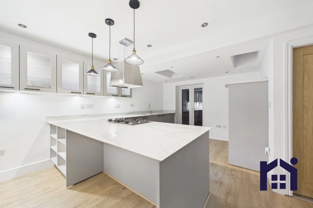 New Street, Eccleston, PR7, photo 9
