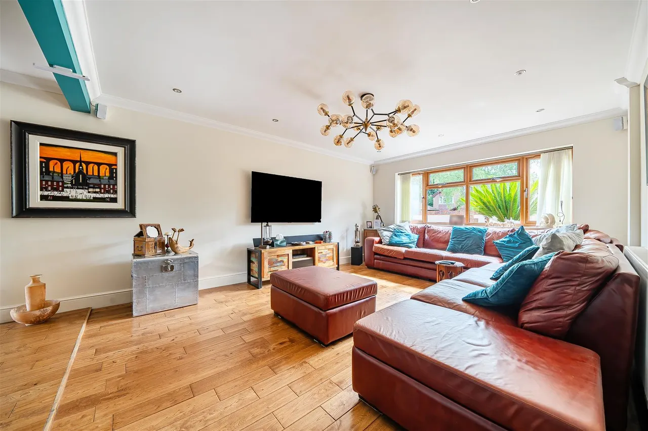 Burridge Road, Burridge, photo 2
