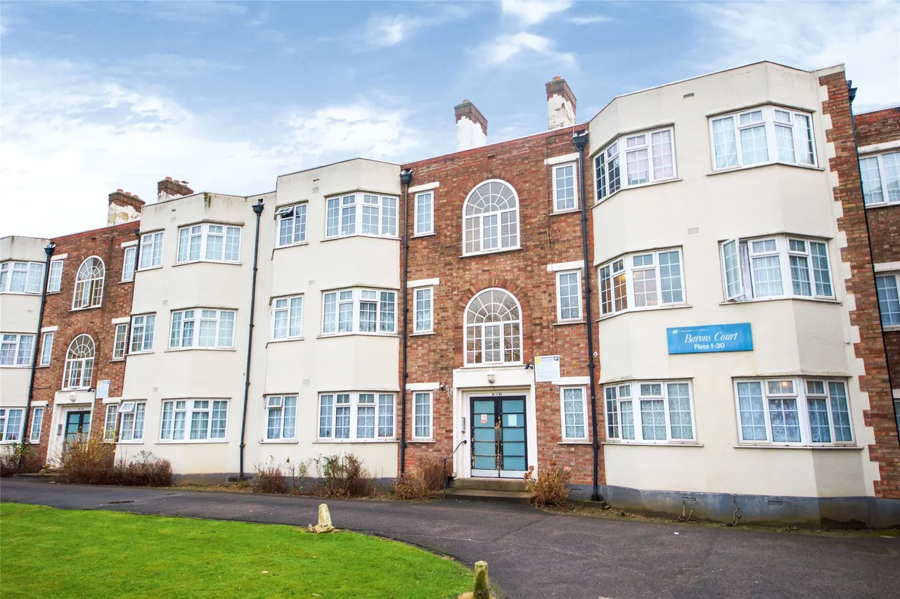 Barons Court, Church Lane, NW9 8AD, photo 7