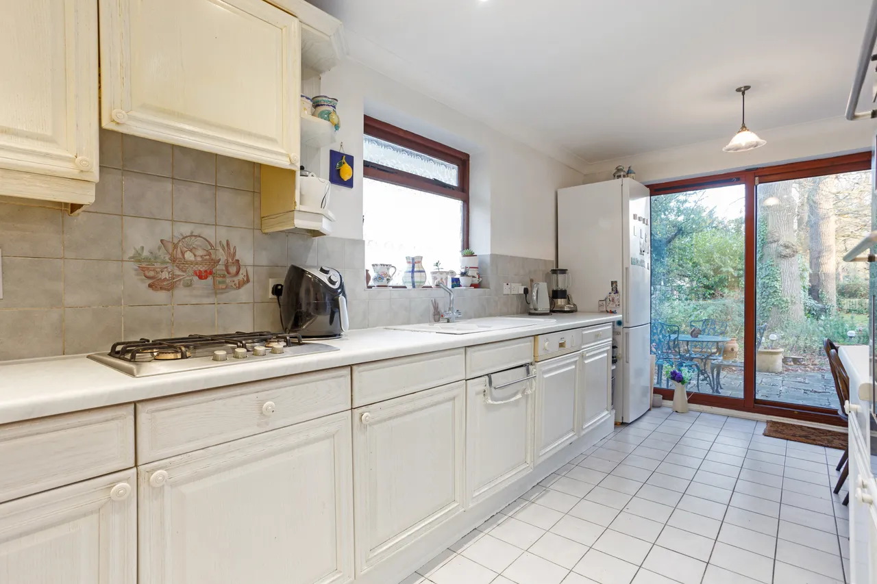 Hatch Lane, Windsor, SL4, photo 5