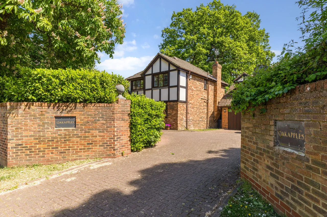Hatch Lane, Windsor, SL4, photo 8